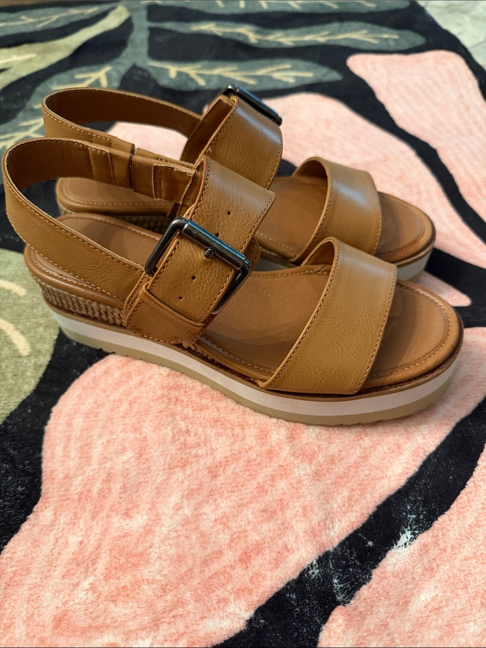 Lucky Brand Cognac Leather Platform Buckle Sandals